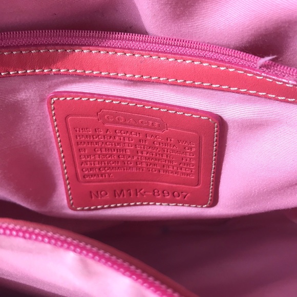 Generous Woven Coach Tote Black & Cream - Picture 15 of 15